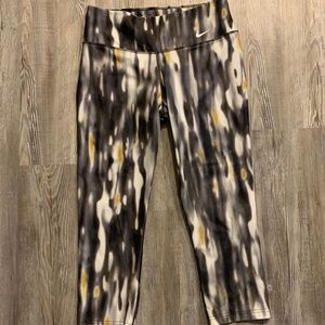 Nike leggings